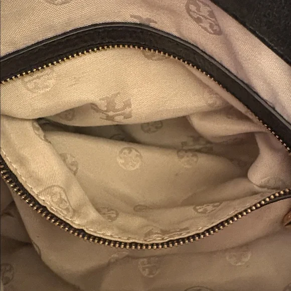 Tory Burch Dena Hobo Leather Shoulder Bag - Picture 13 of 14